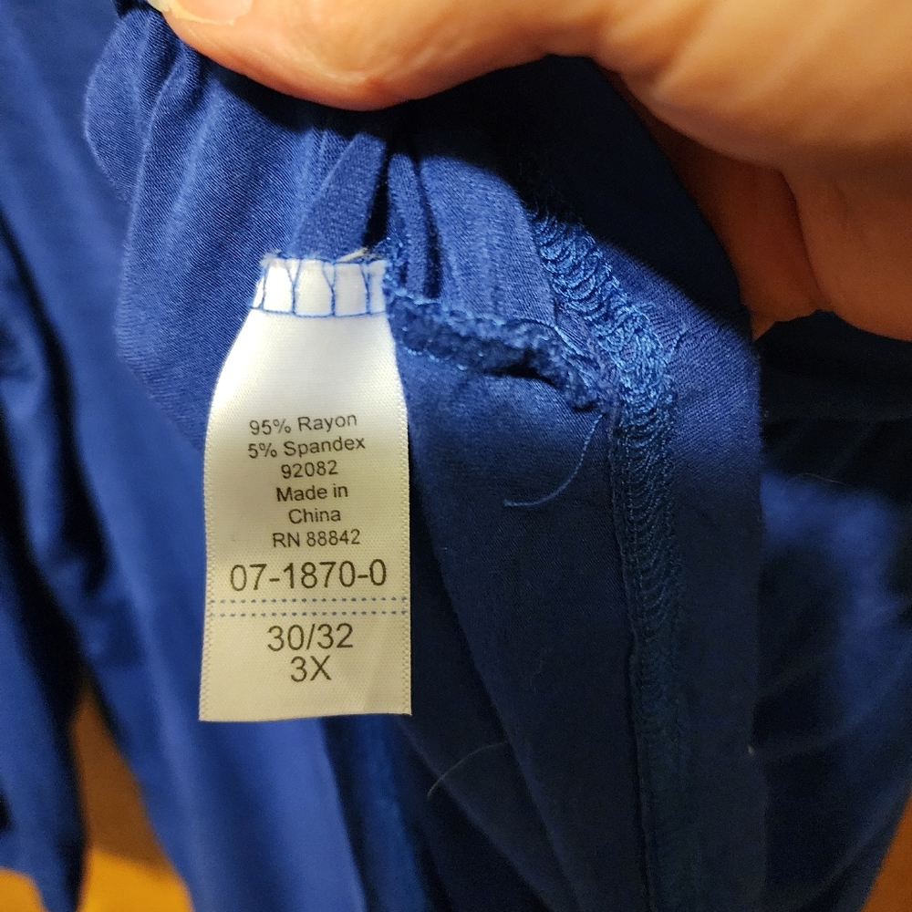 Tunic blouse - Picture 2 of 3